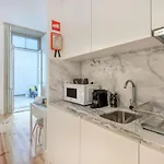 Santa Catarina Experience In Porto